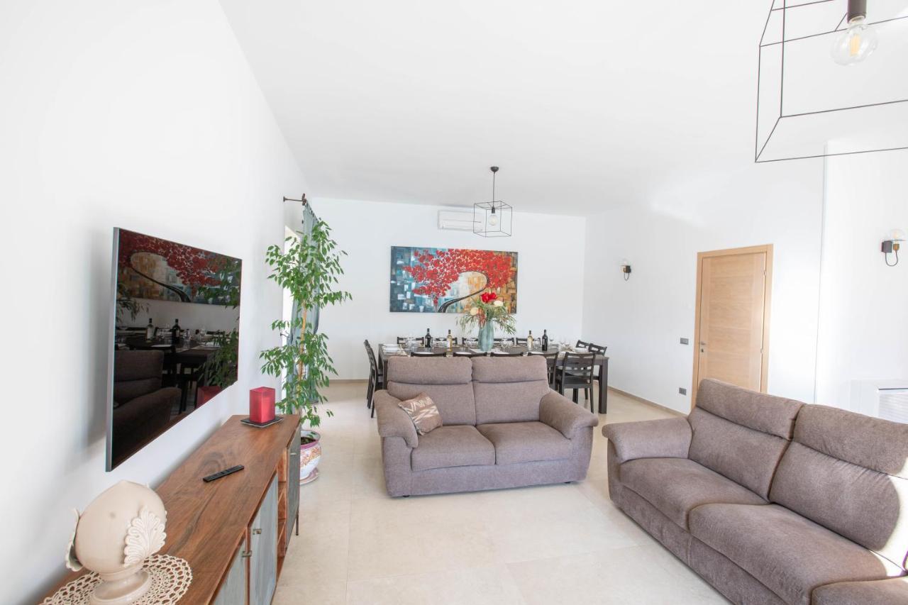 Exclusive Luxury Villa Monte Pompilio 切列梅萨皮卡 外观 照片